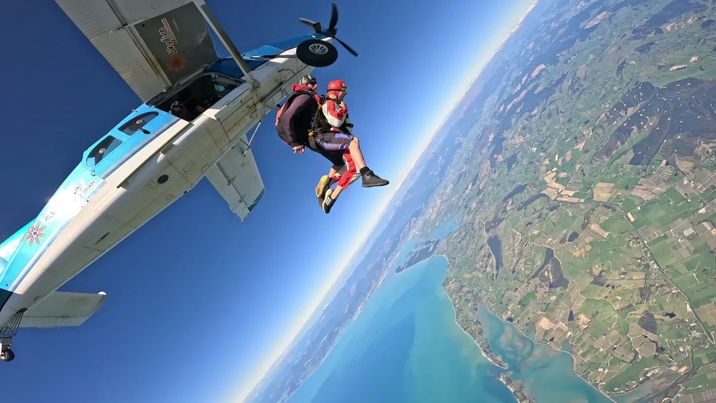 Skydive Abel Tasman · Courtesy of 100% Pure New Zealand